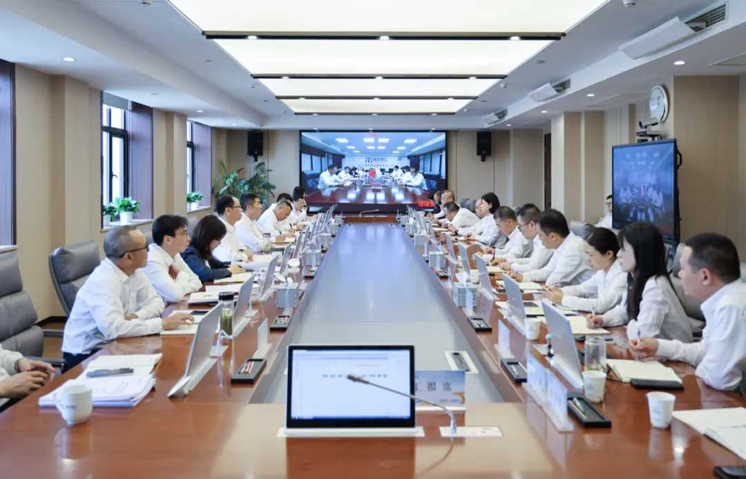 ��Ȧ- (�й���)��ȦΪ�Ķ���