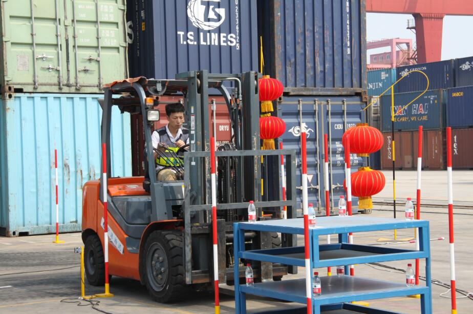 ��Ȧ- (�й���)��ȦΪ�Ķ���